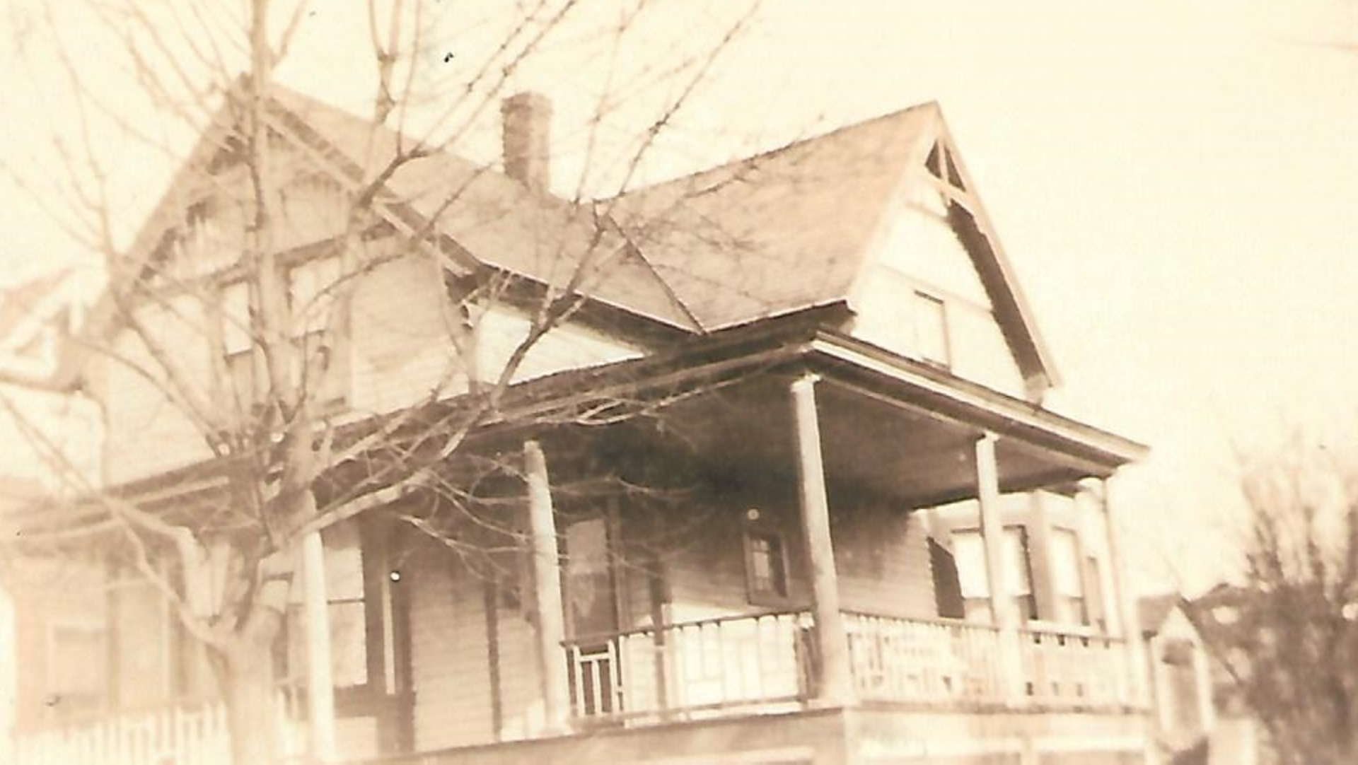 Old House in the City